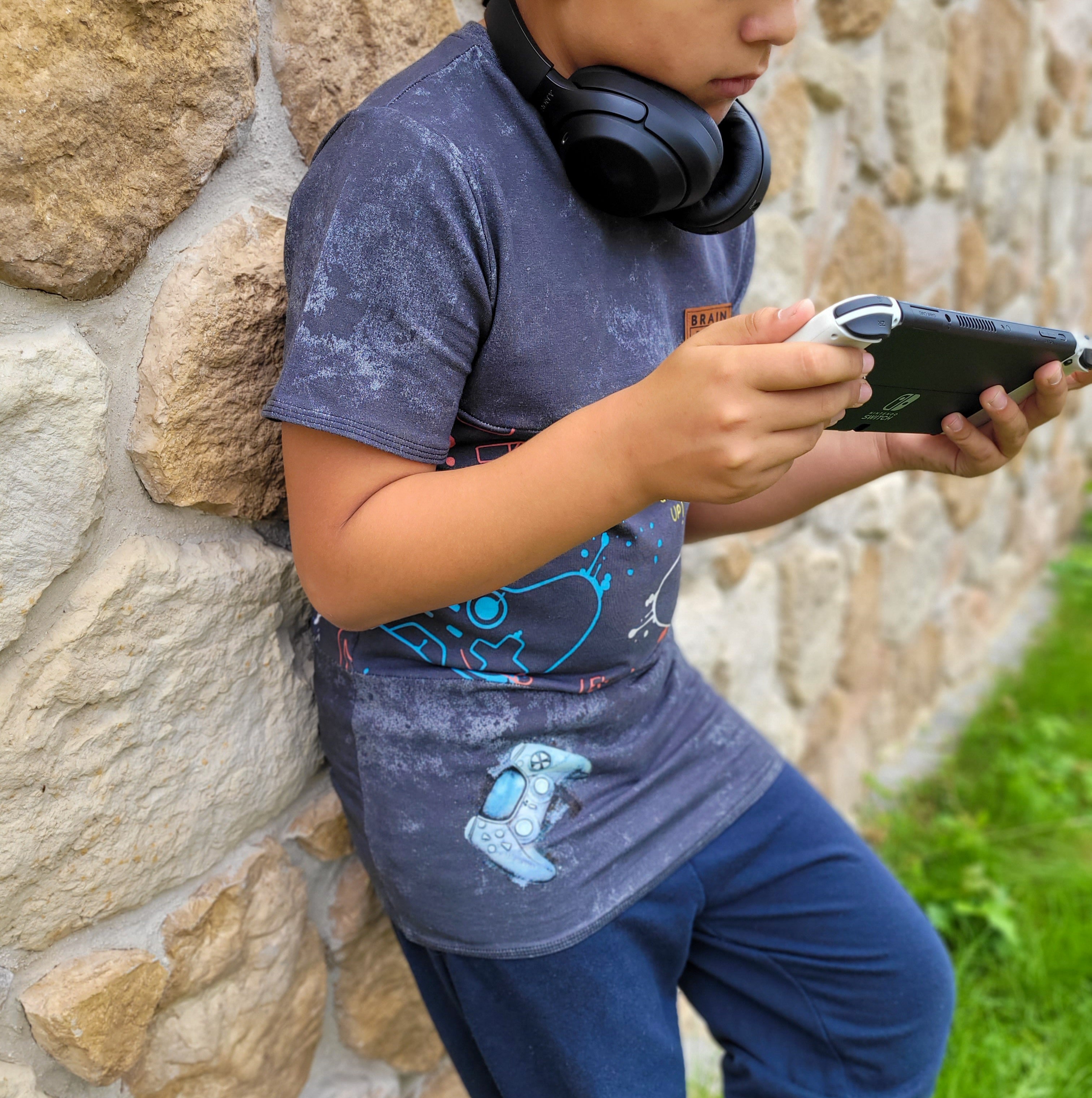 Dunkelgrau Grunge Eigenproduktion Dauervorbestellung